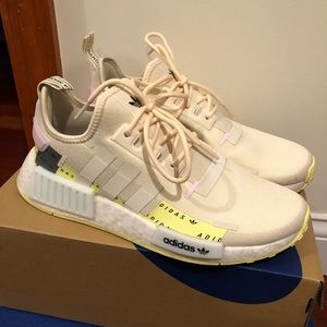 Adidas NMD_R1 Sneakers